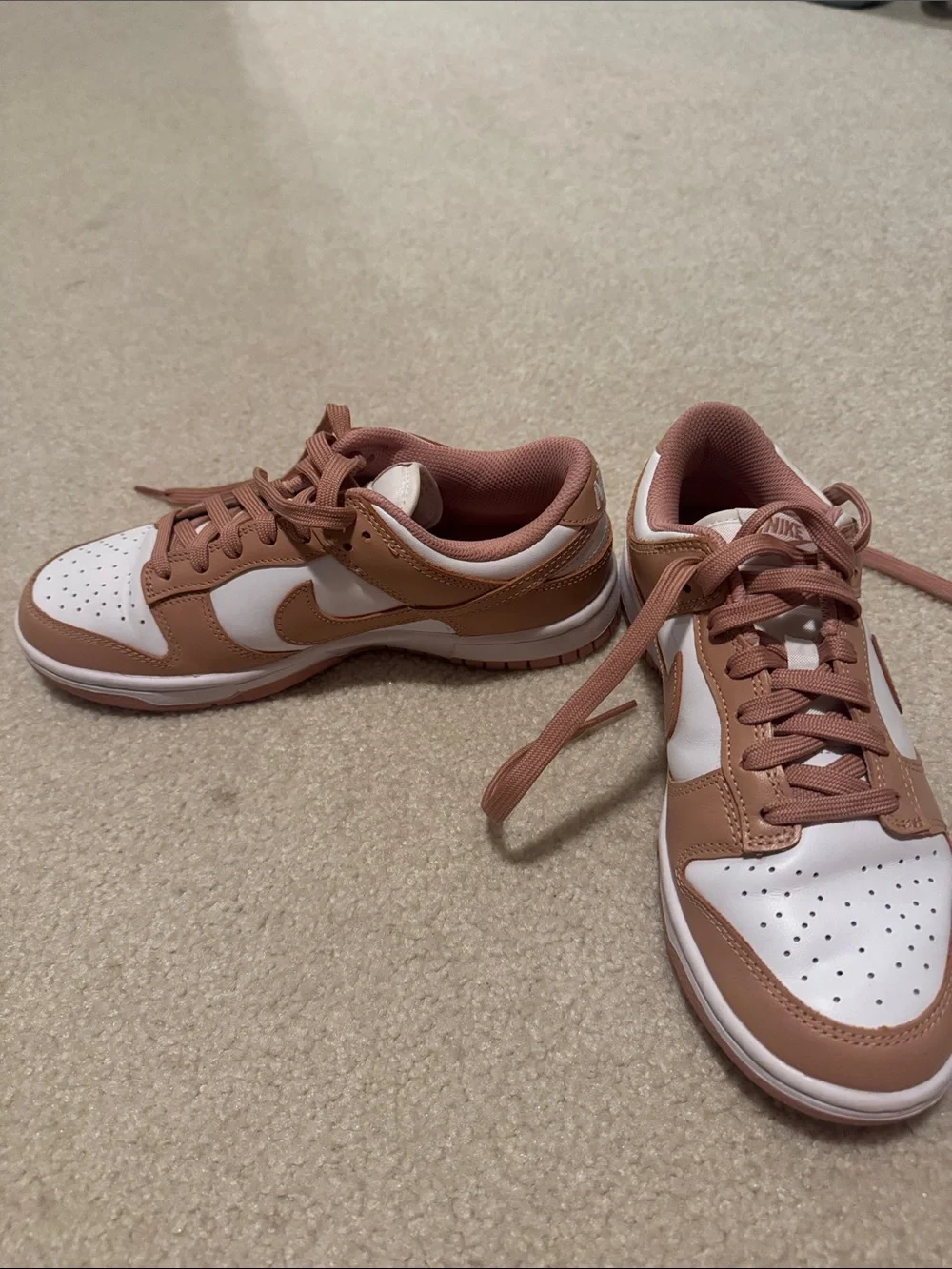 Nike classic low